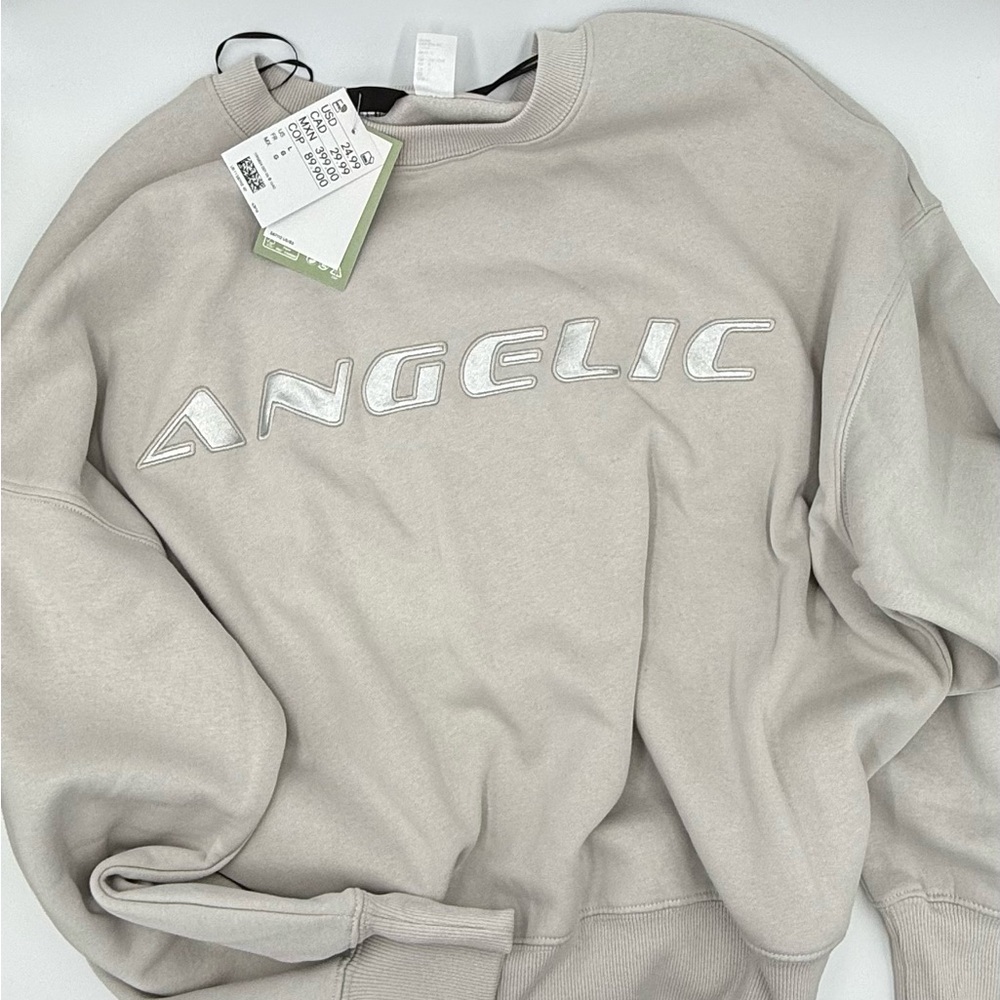 H&M Cream Crew Neck Sweater Cozy Textured Finish